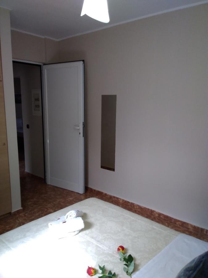 Rea'S Guest House 아르테미다 외부 사진
